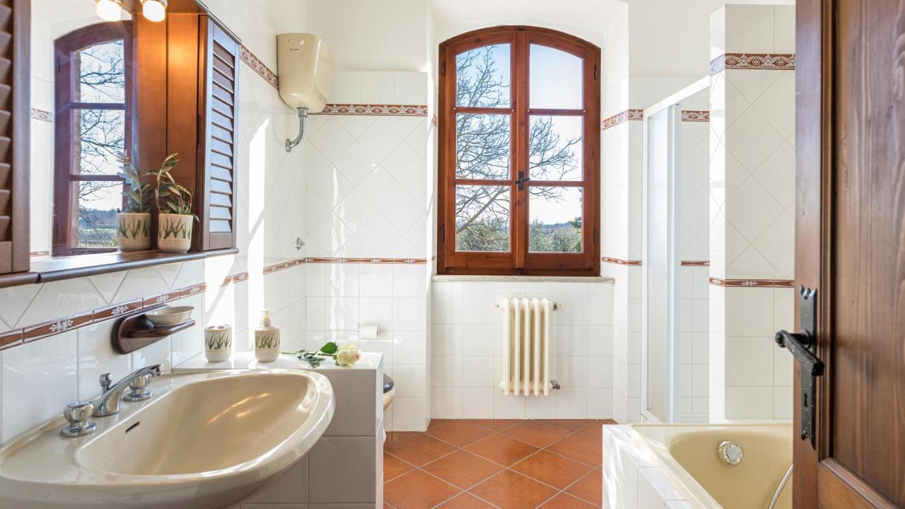Casale Le Tre Querce 8&1, Emma Villas Orvieto Eksteriør billede