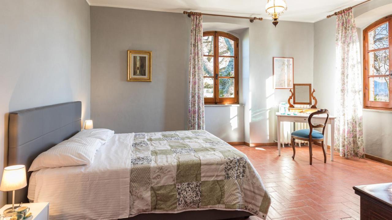 Casale Le Tre Querce 8&1, Emma Villas Orvieto Eksteriør billede